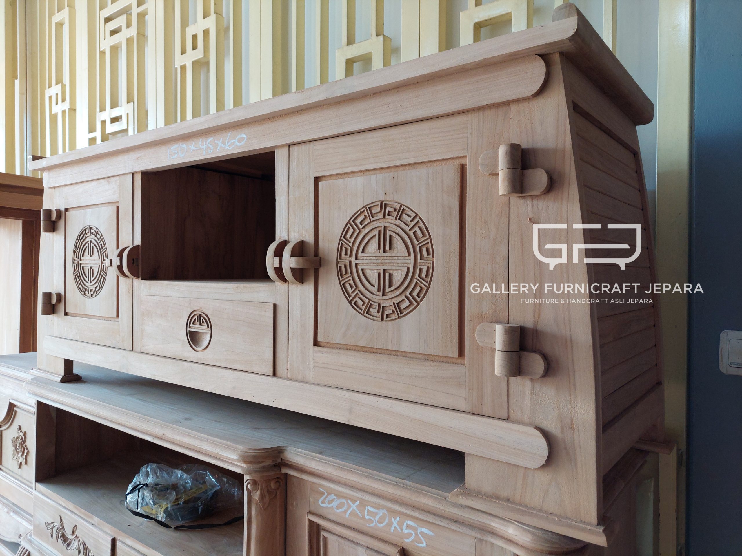 bufet pendek hongkong klasik 150x45x60cm 03
