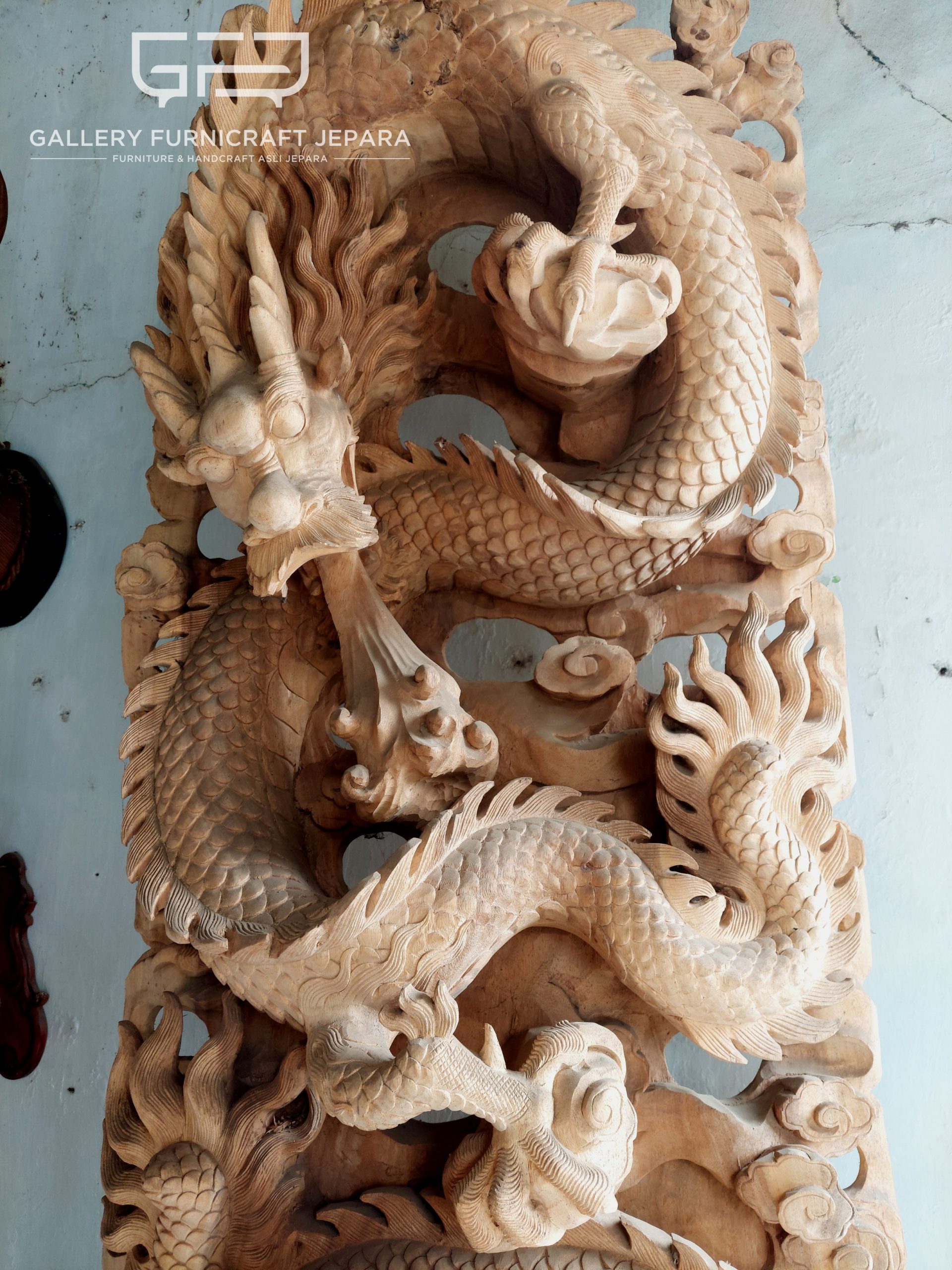 relief naga vs naga suarwood solid 80x25cm @12k 04