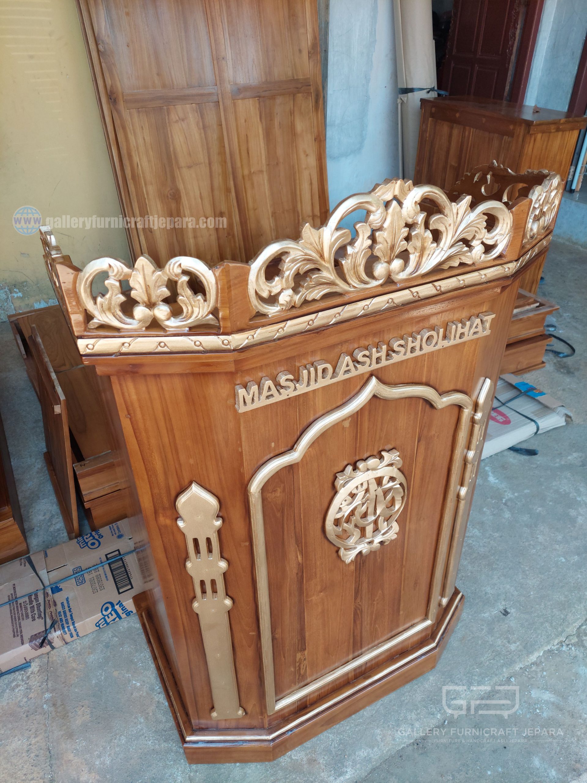 mimbar masjid jati natural gold 80x55x122cm 900 04