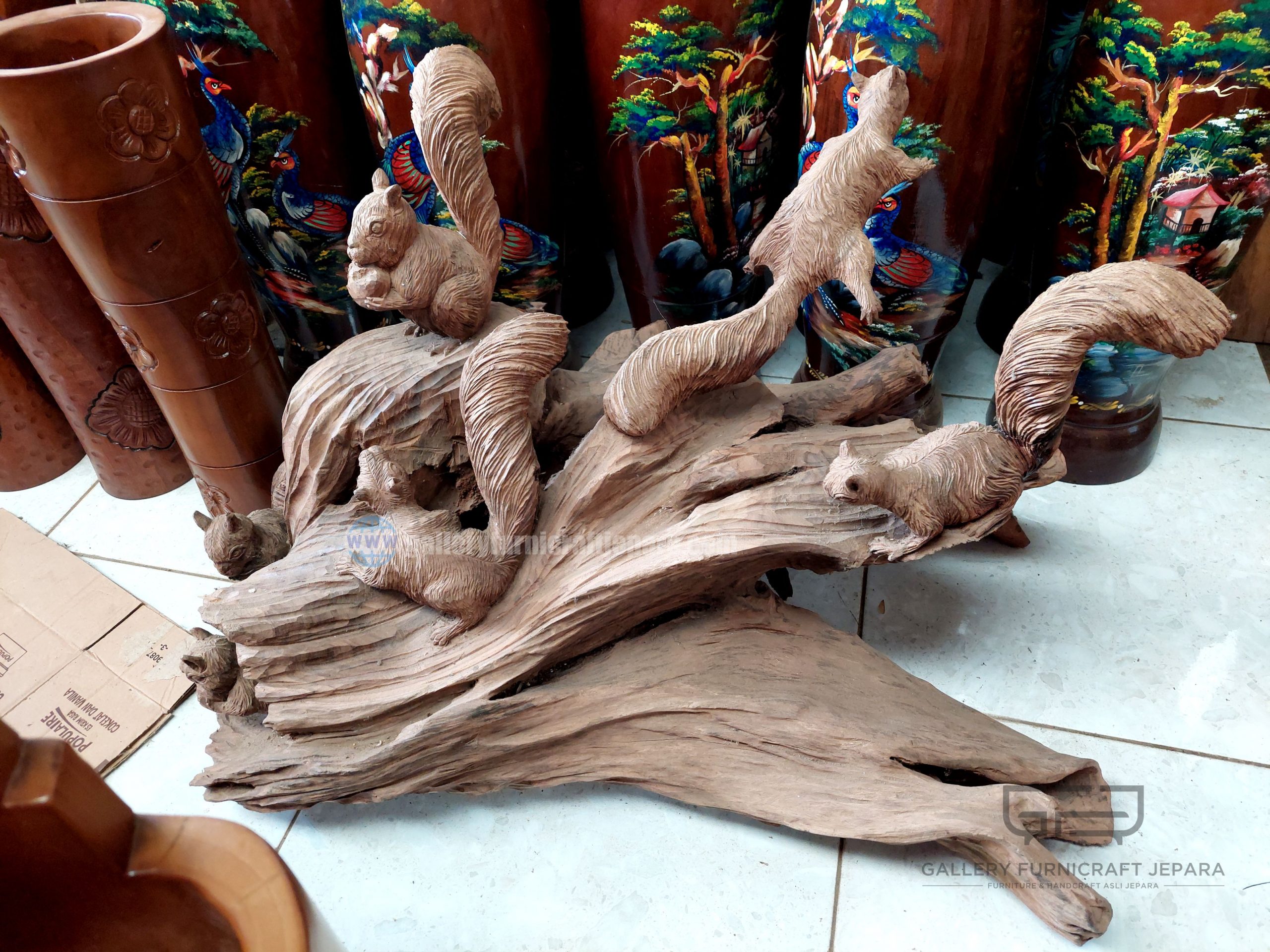 patung tupai sonokeling 90x50x55cm @3.8 02