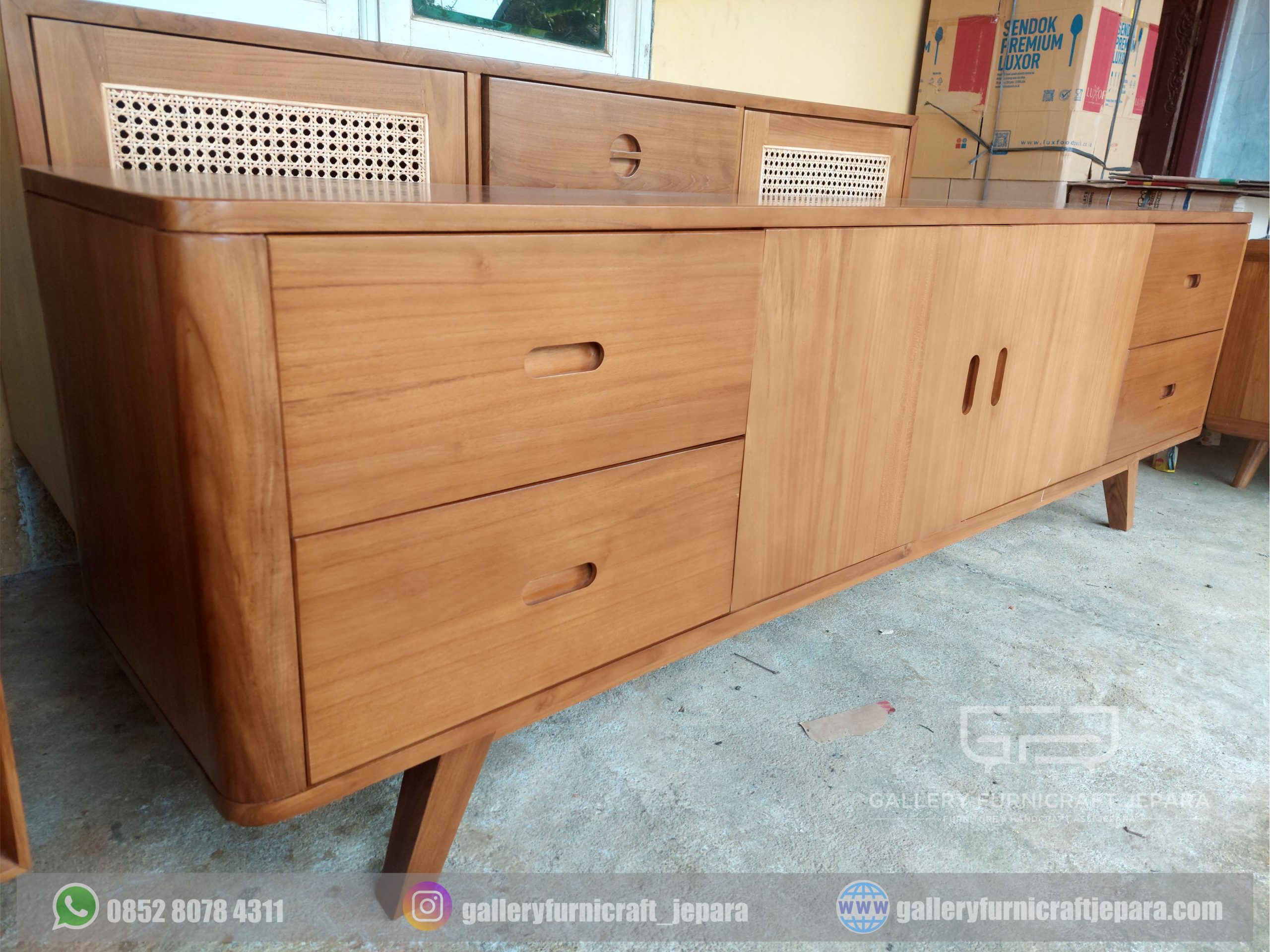 cabinet Tv scandinavian 4laci 2pintu 200x45x65cm 03