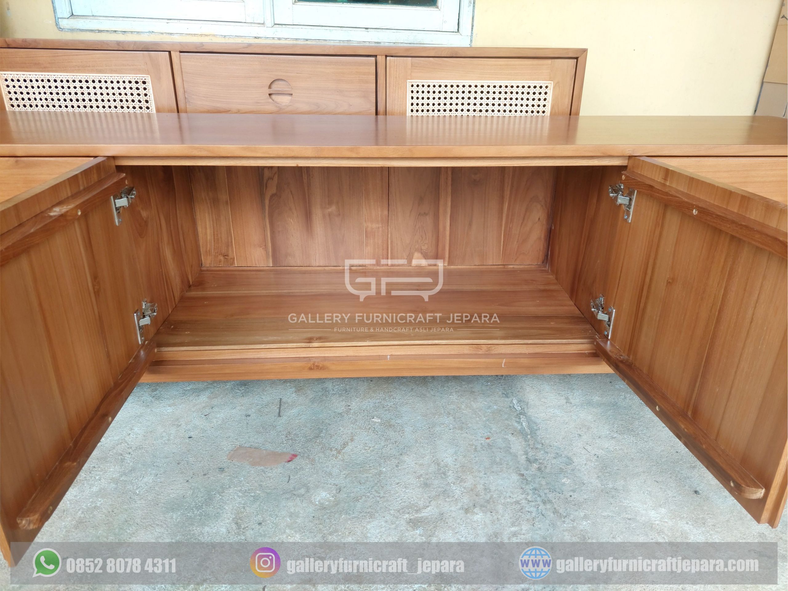 cabinet Tv scandinavian 4laci 2pintu 200x45x65cm 04