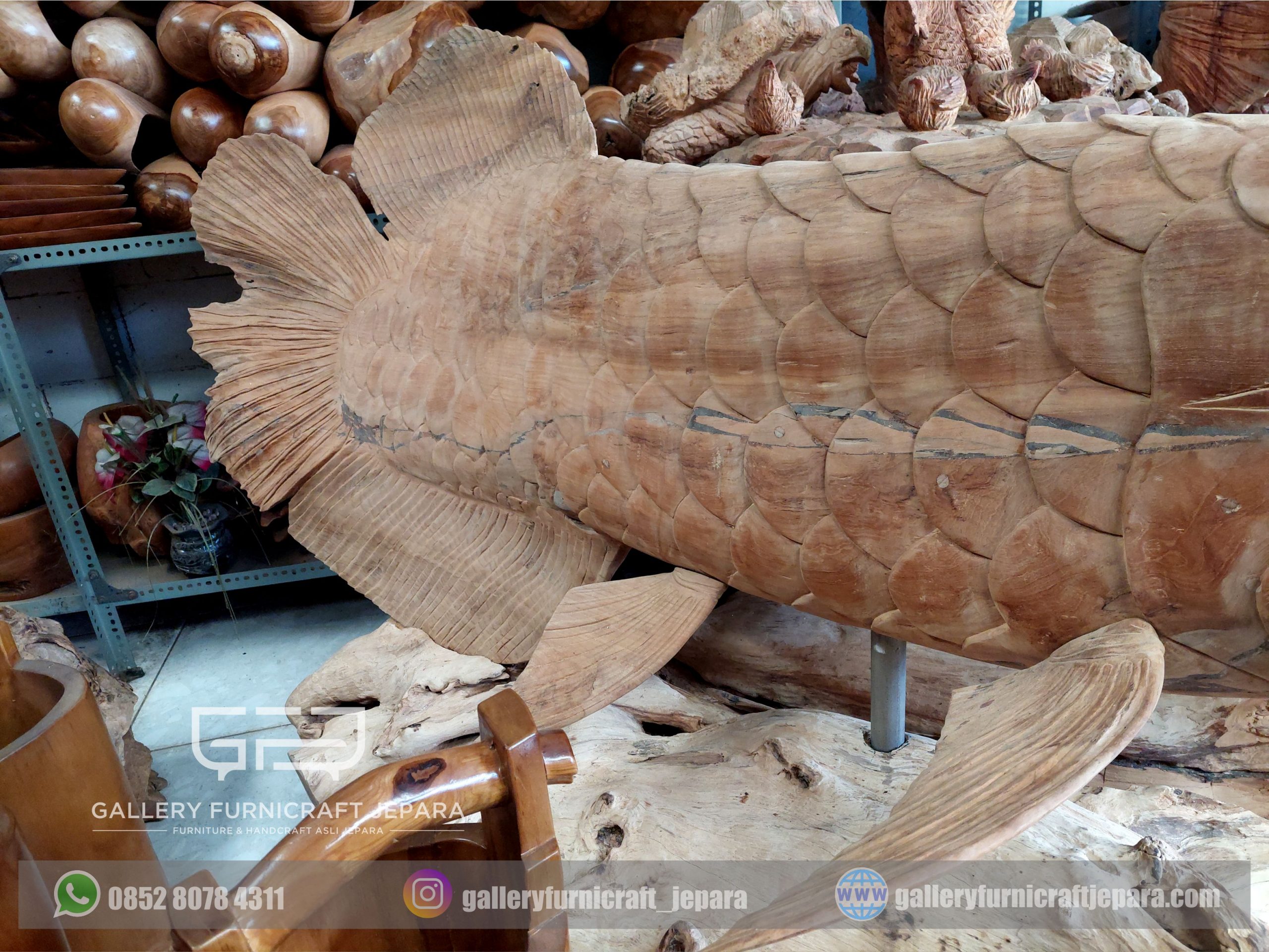 SKU 063 patung ikan arwana jati antik 210x70x100cm @6500 02