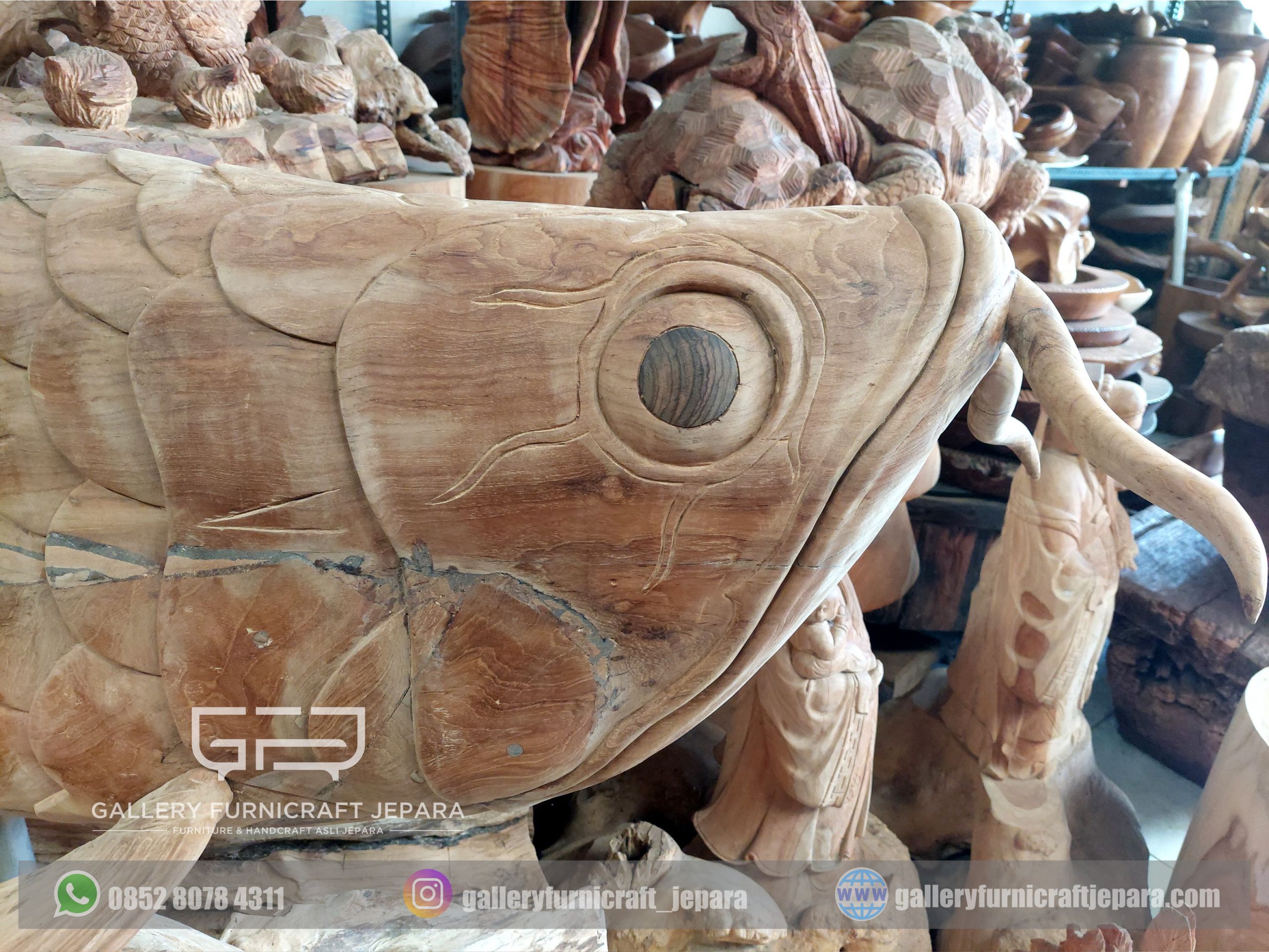 SKU 063 patung ikan arwana jati antik 210x70x100cm @6500 05