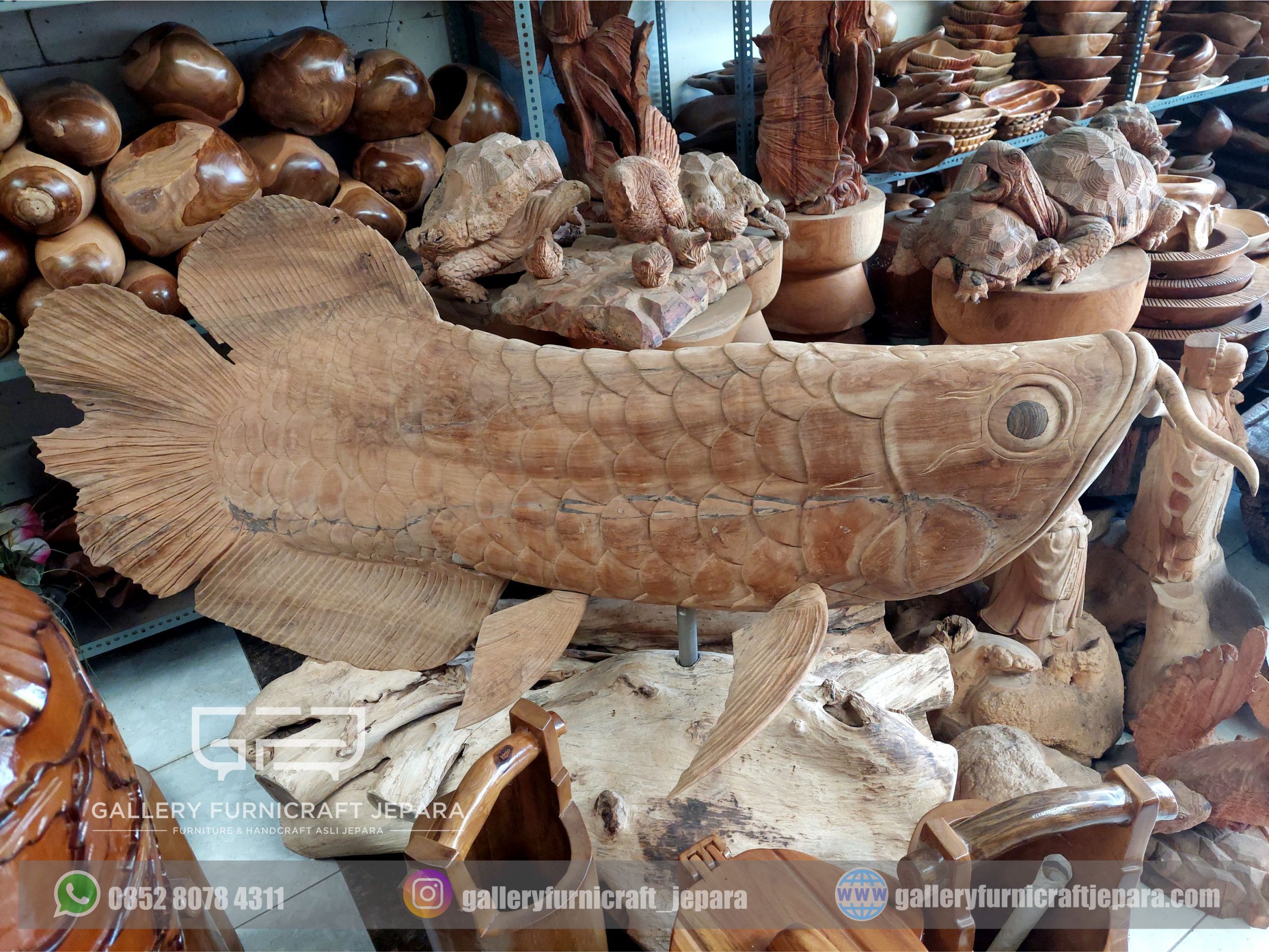 SKU 063 patung ikan arwana jati antik 210x70x100cm @6500 06
