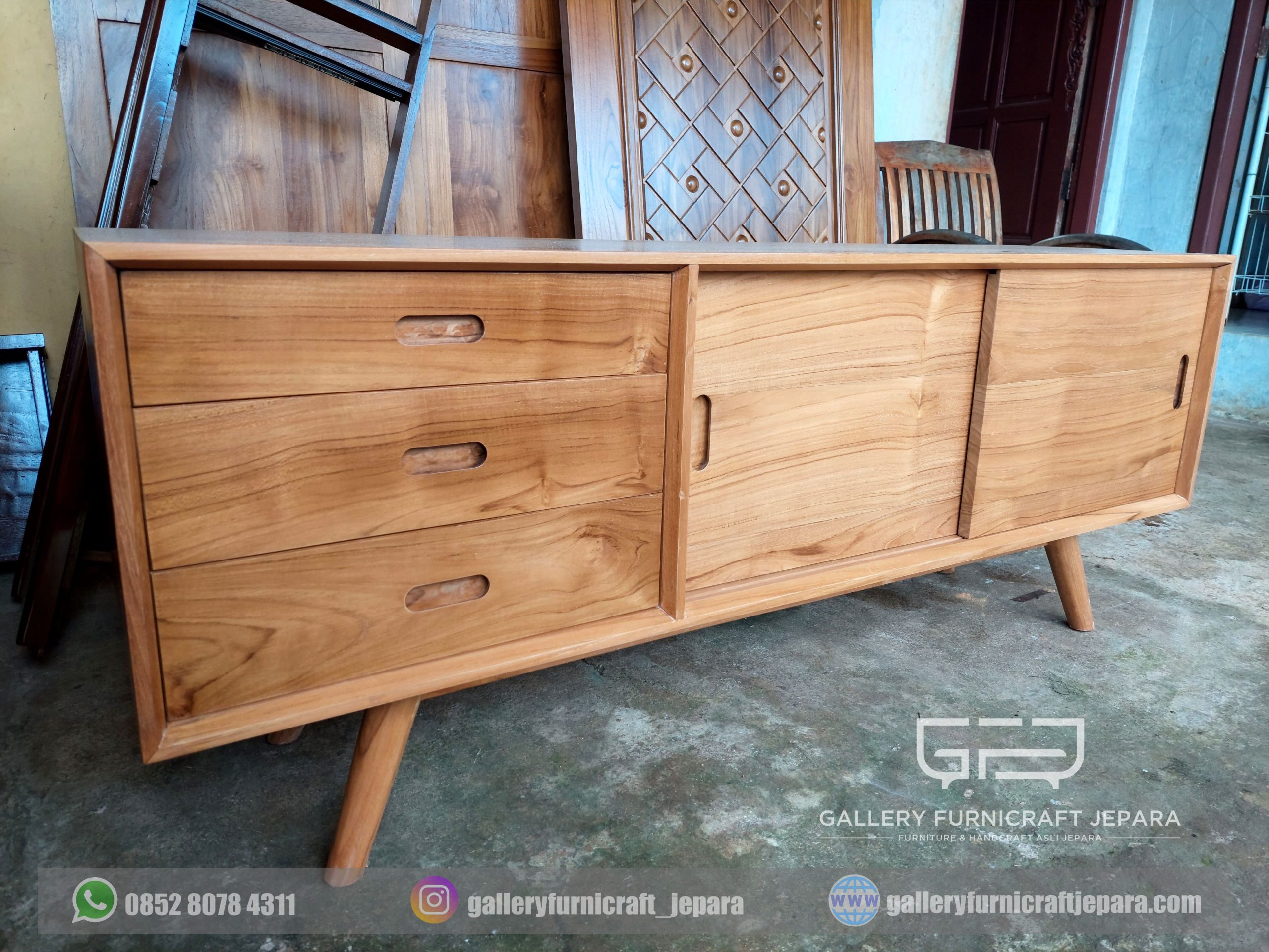 SKU094 Meja tv retro minimalis pintu slide 150x50x70cm 02