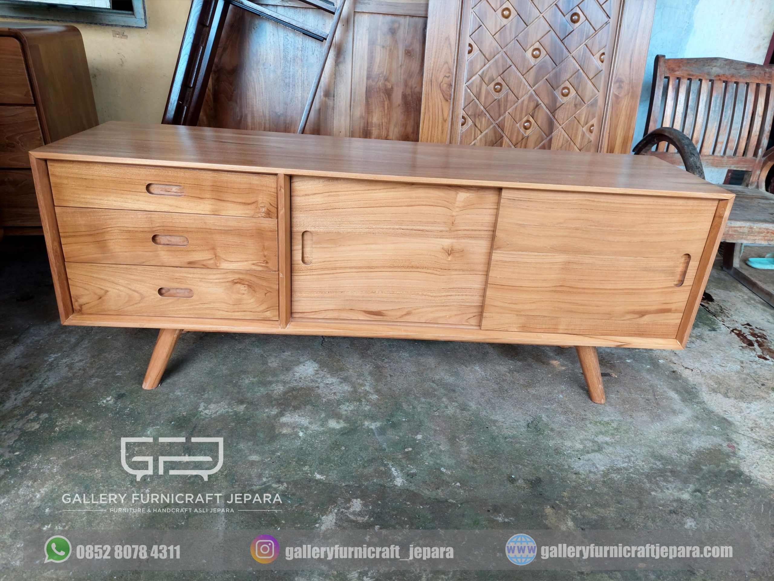 SKU094 Meja tv retro minimalis pintu slide 150x50x70cm 03