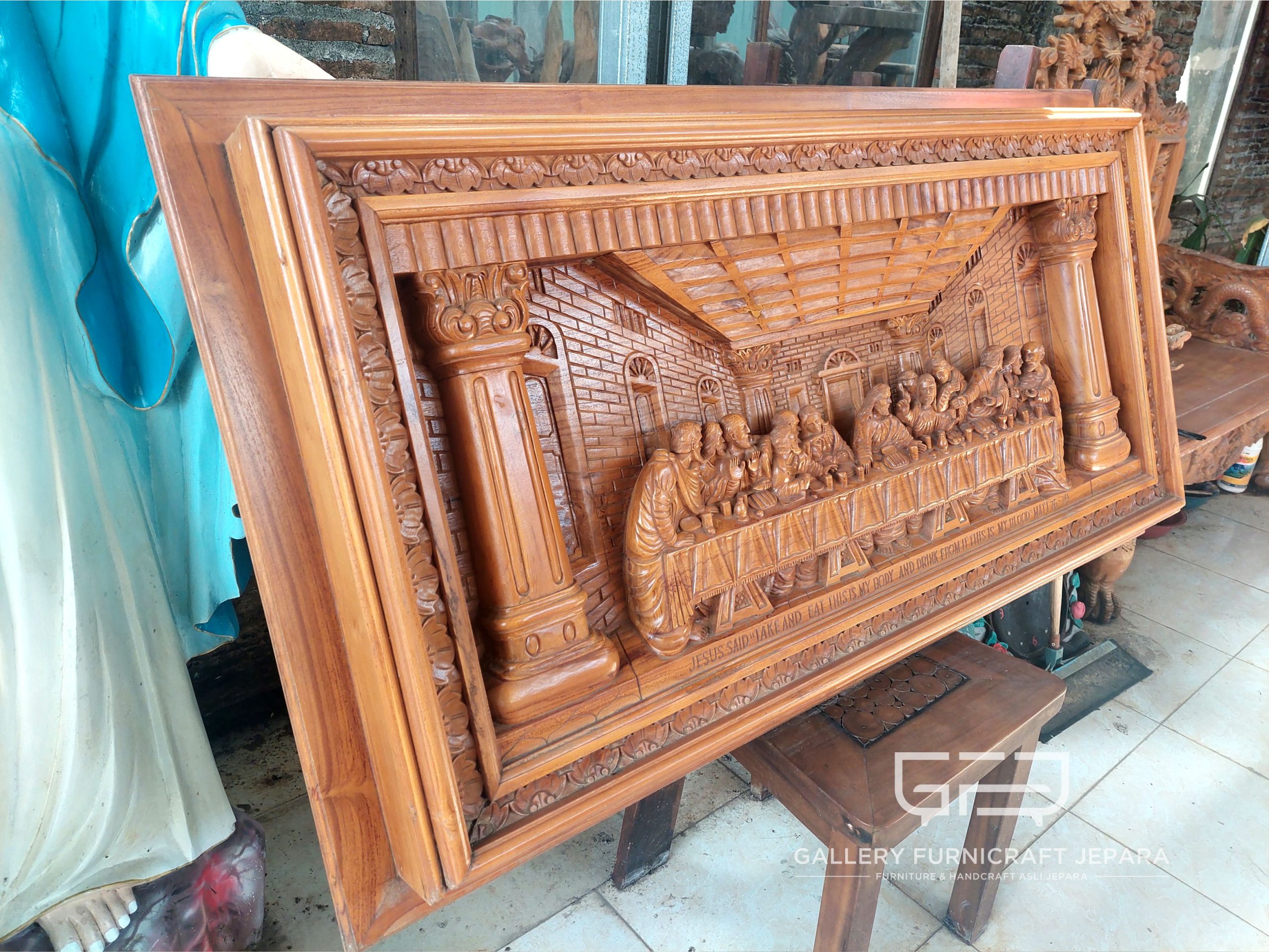 SKU109 relief perjamuan terakhir keluarga kudus 150x80cm @5k 04