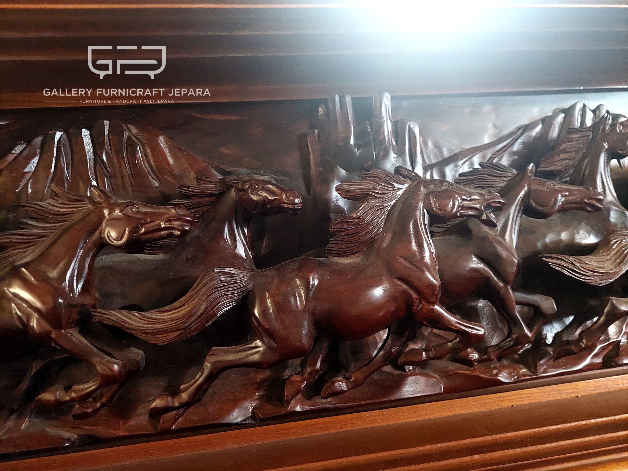 dekorasi dinding relief 8 kuda kayu sonokeling rangka jati 120x15x50cm @2500 04