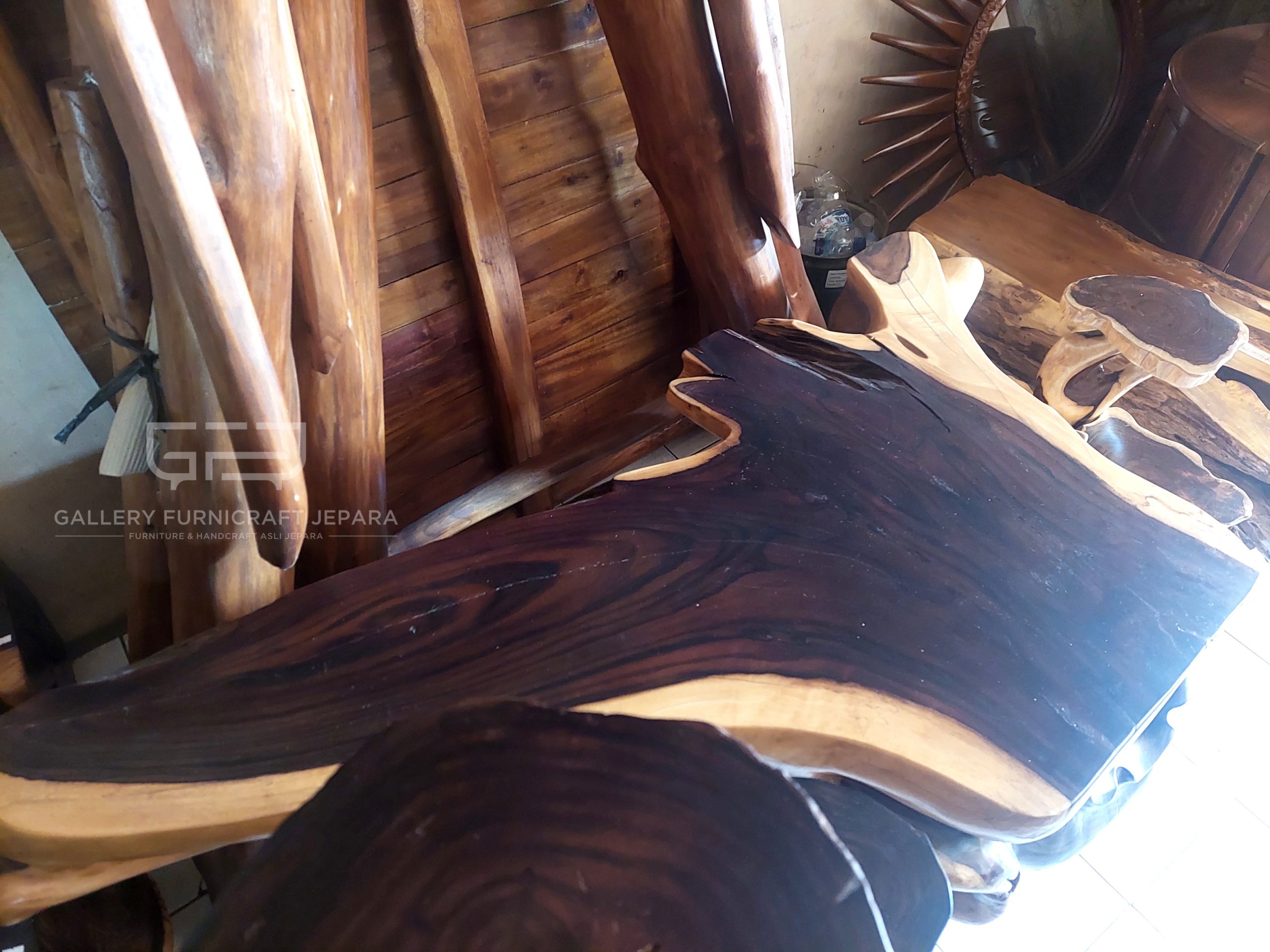 meja akar sonokeling Antik Alami 150x70x75cm @2500 galeh santoso 02