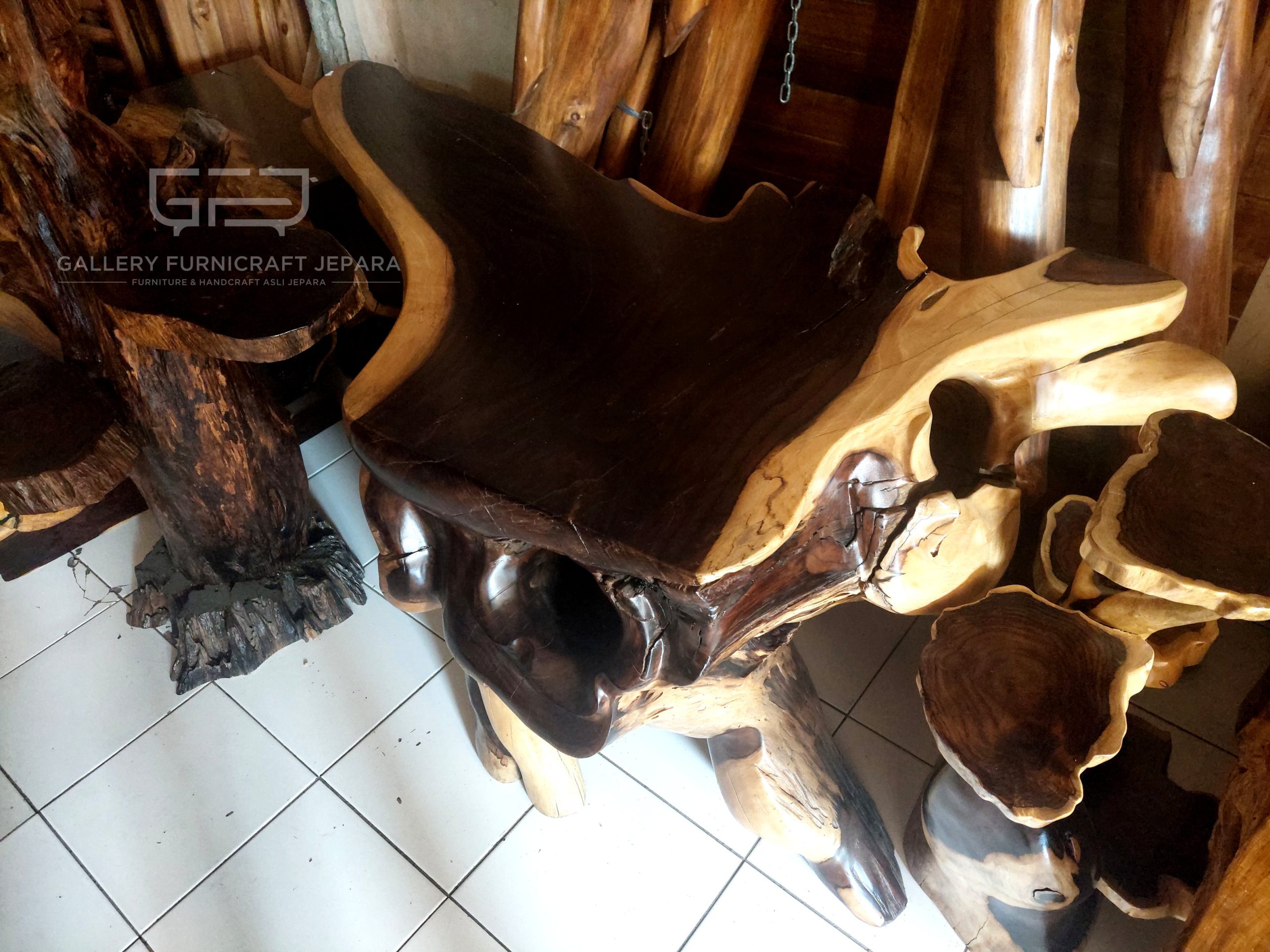 meja akar sonokeling Antik Alami 150x70x75cm @2500 galeh santoso