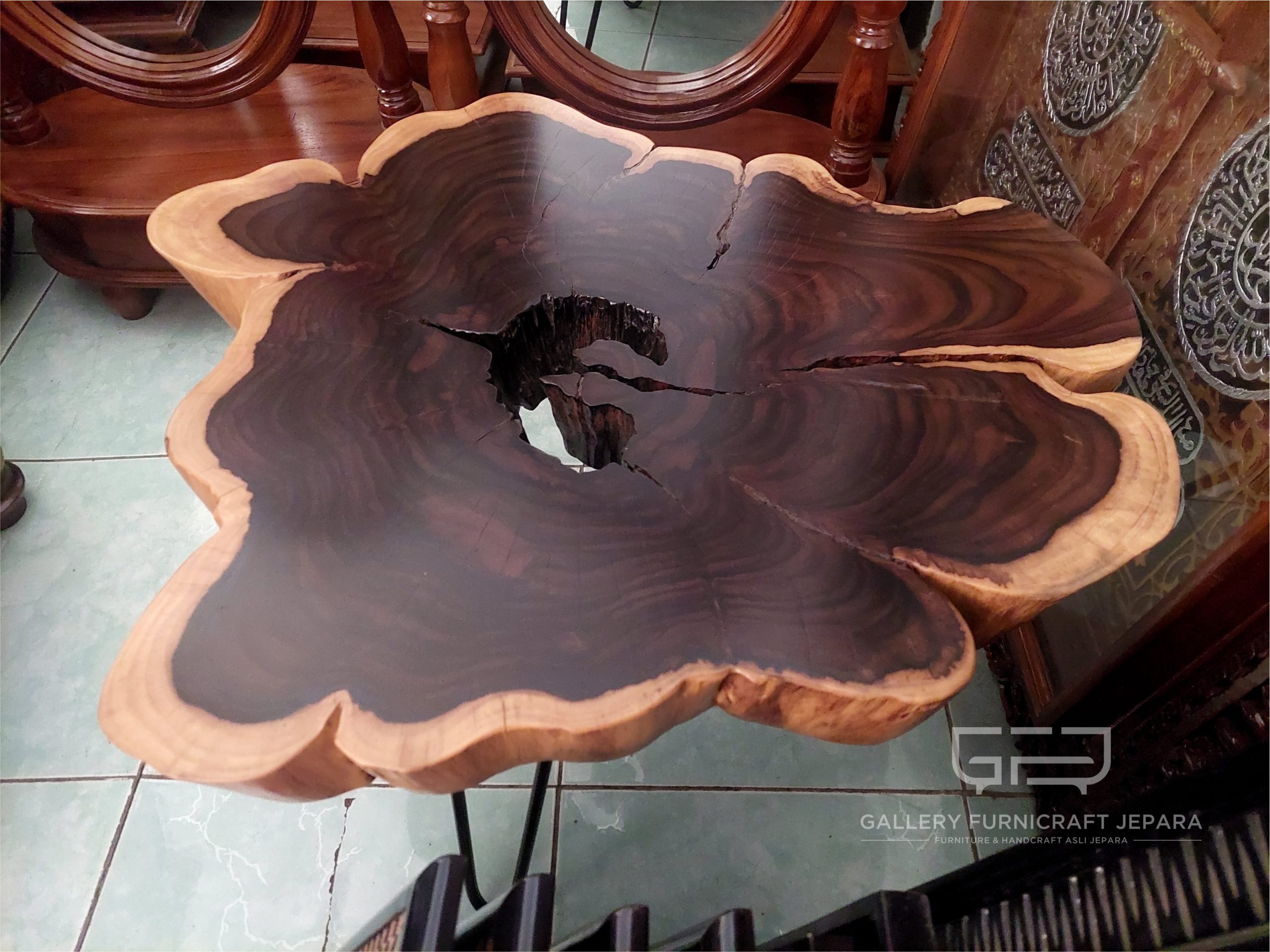 meja kopi sonokeling kepala kayu kaki besi 70x60x45 tebal 7.5cm @1200 #galehsantoso 04