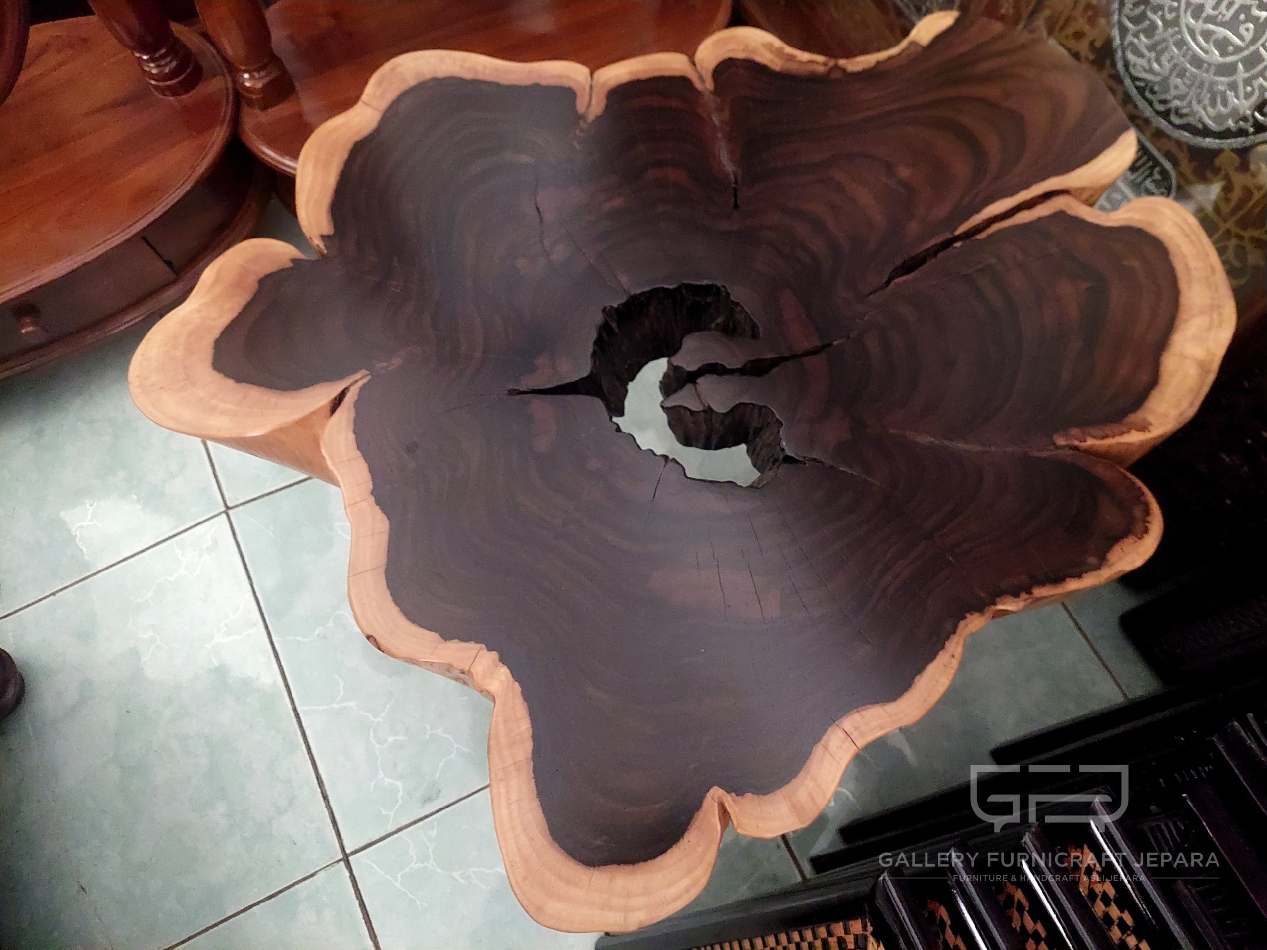 meja kopi sonokeling kepala kayu kaki besi 70x60x45 tebal 7.5cm @1200 #galehsantoso