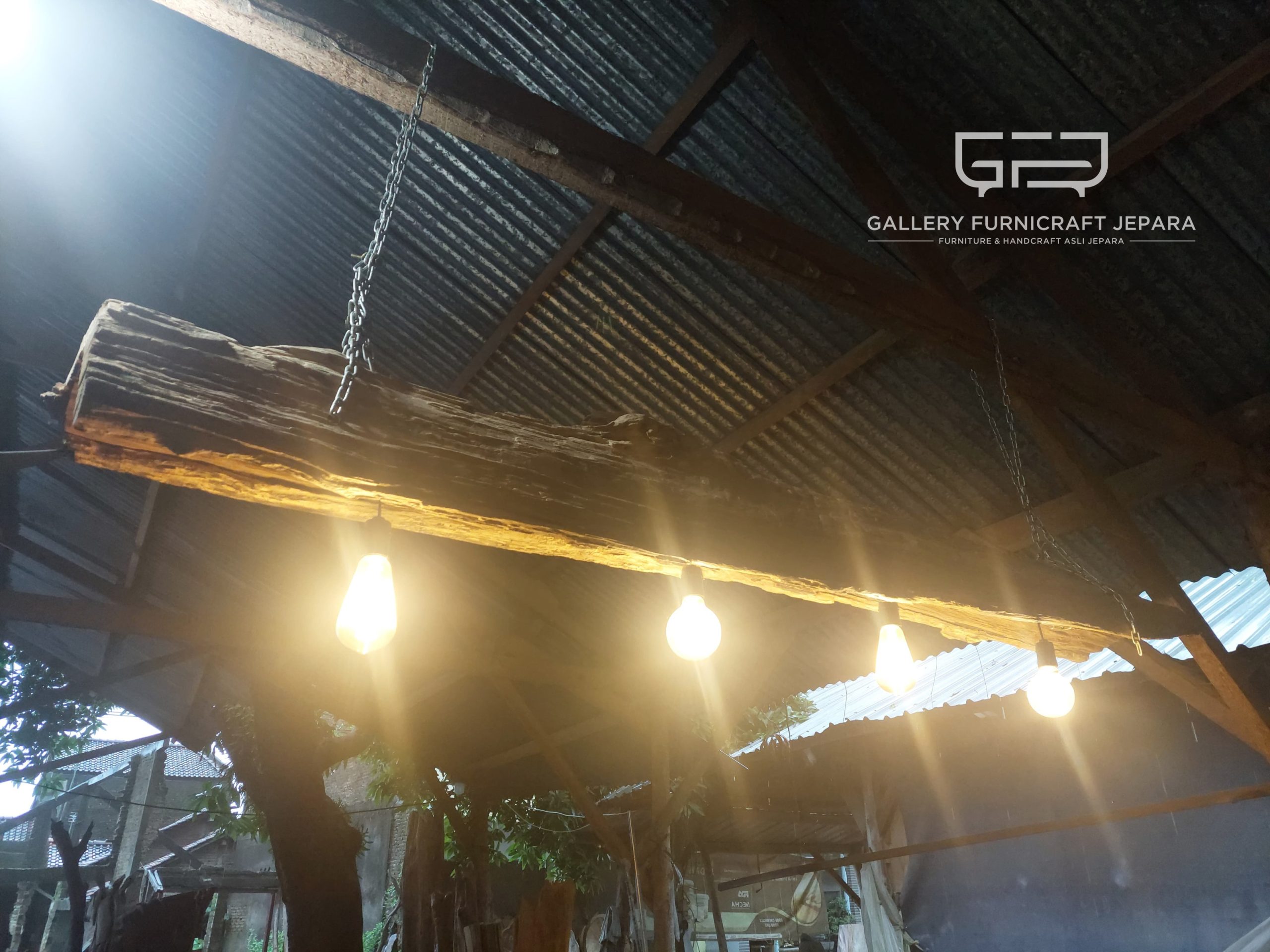 Lampu Gantung Jati Erosi Antik 200cm @1500 04
