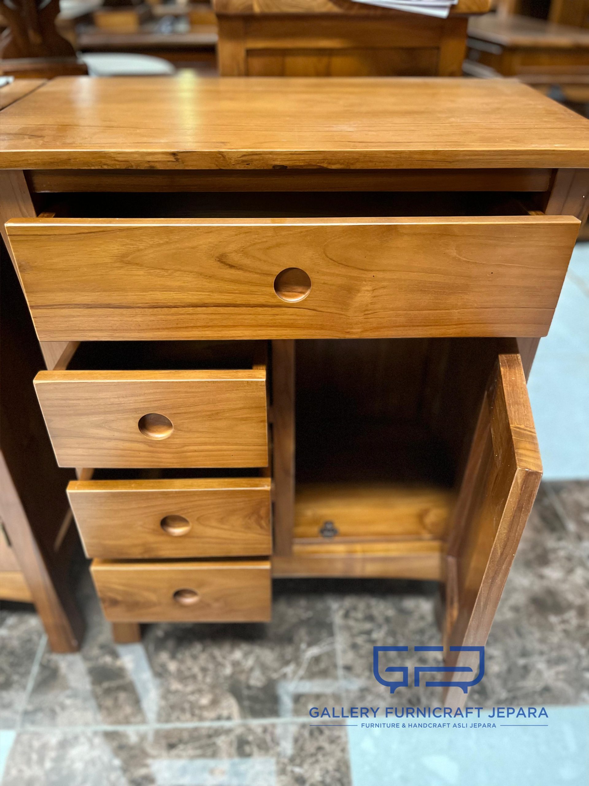 Meja Nakas 1Pintu 4Laci Kayu Jati 65x38x60cm @1400 02