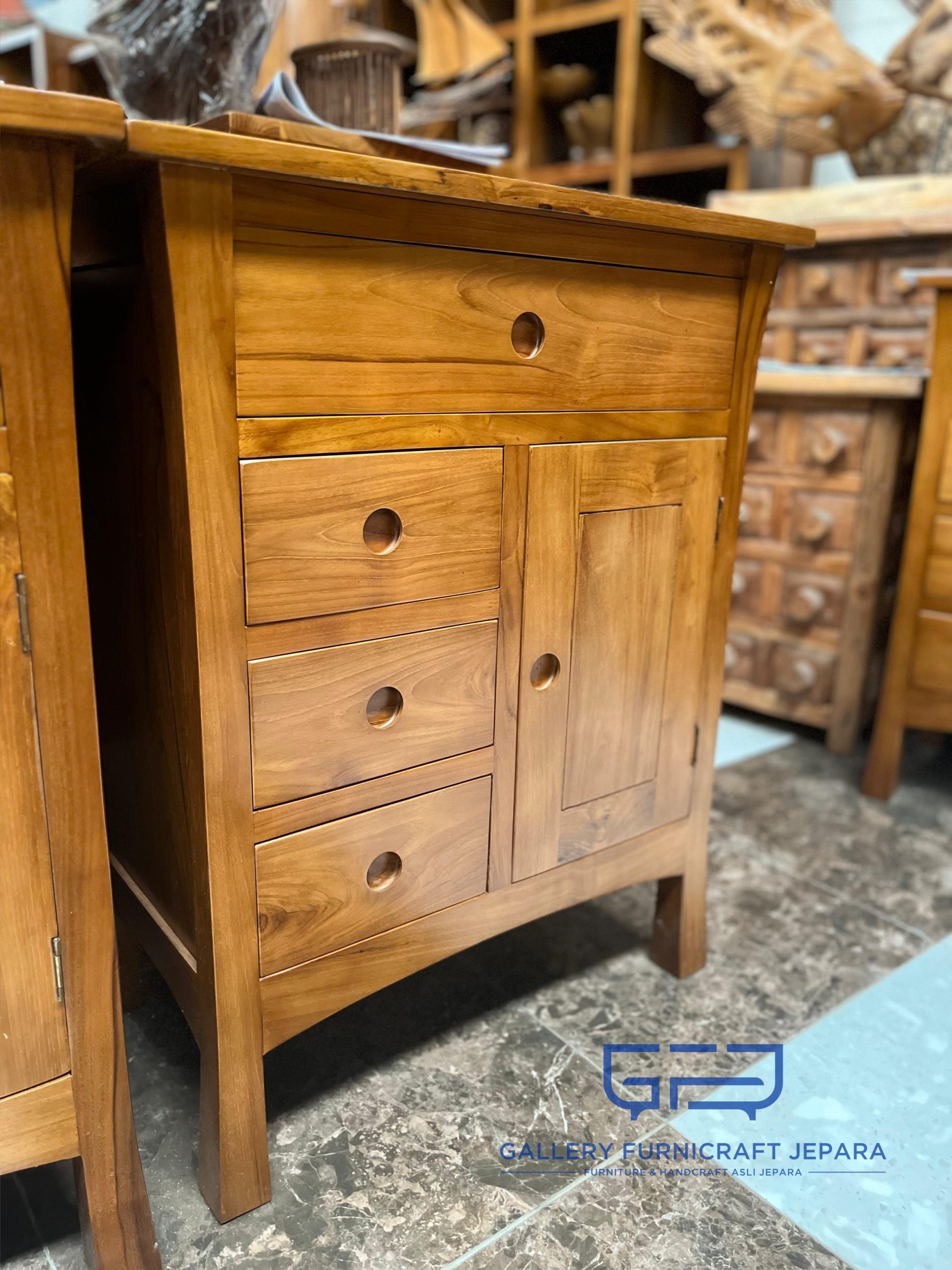 Meja Nakas 1Pintu 4Laci Kayu Jati 65x38x60cm @1400