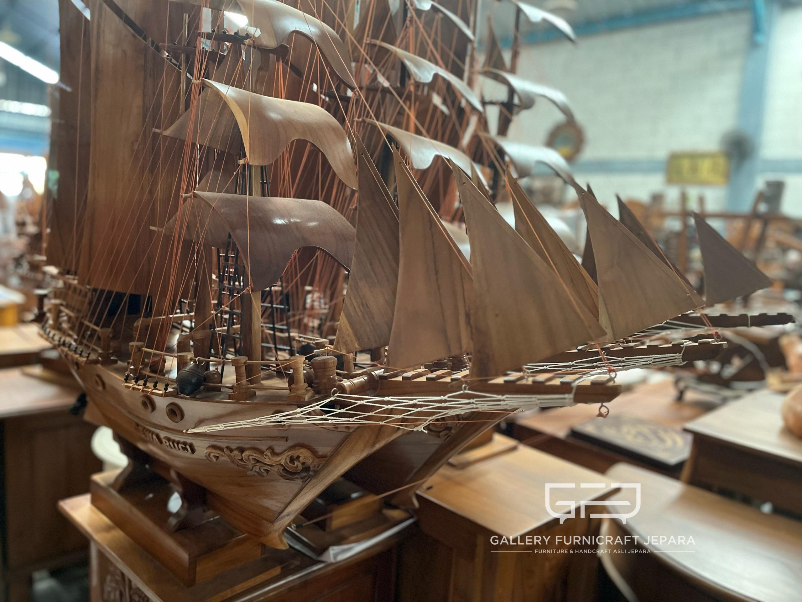 Miniatur Kapal Pinisi Dewa Ruci Kayu Jati 110x25x120cm @1800 06