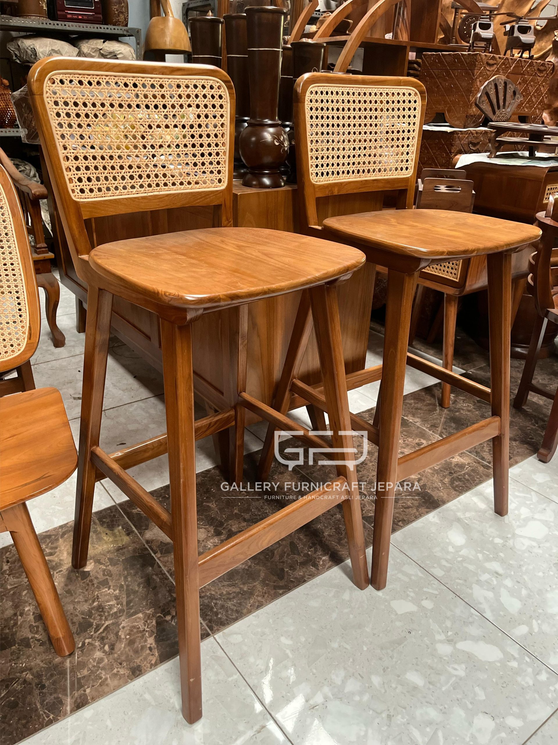 Kursi Bar Rotan Jati Solid 40x40x100cm @700 02