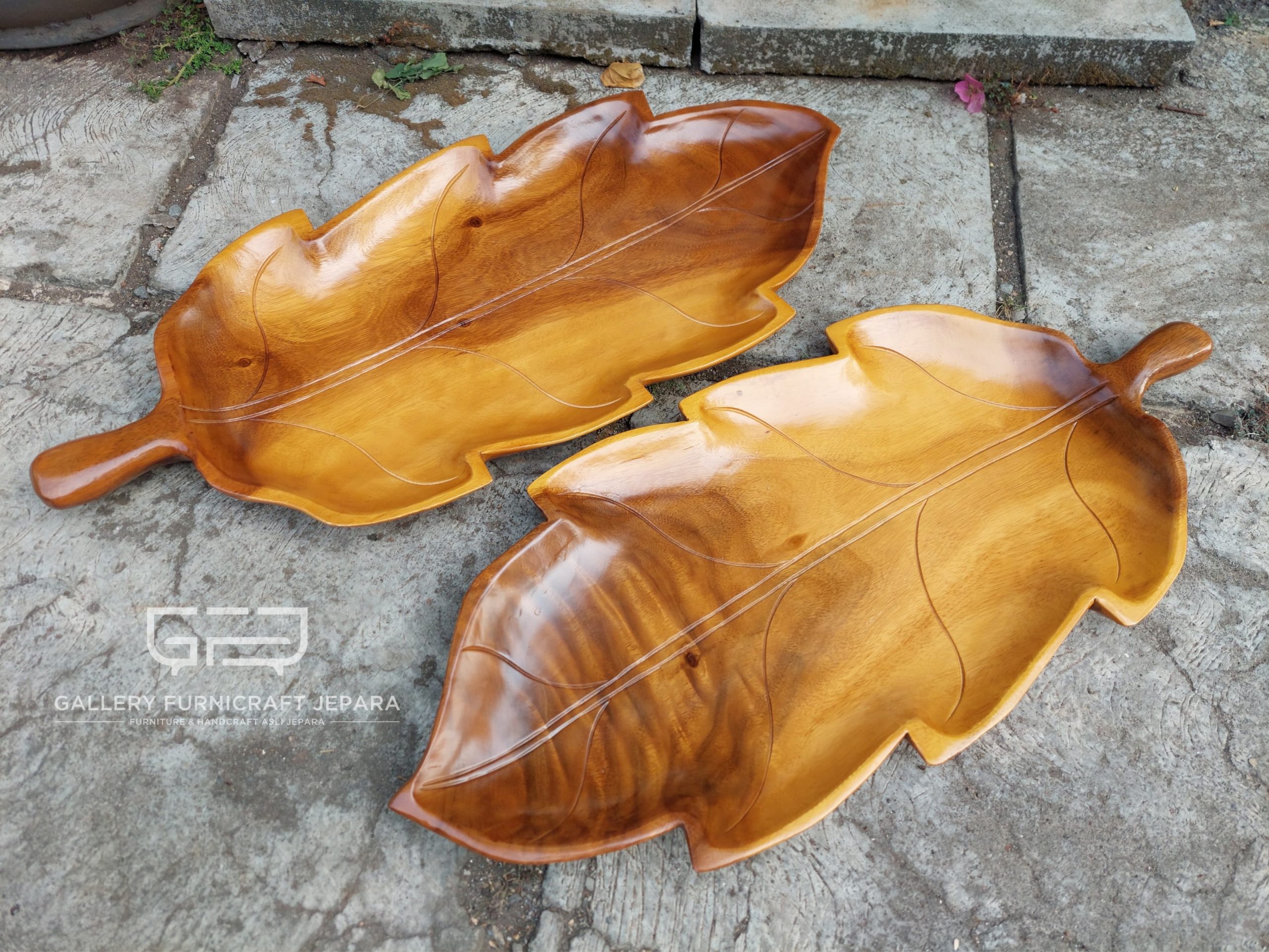 Tempat Buah Daun Kayu Trembesi 35x80cm @140 05