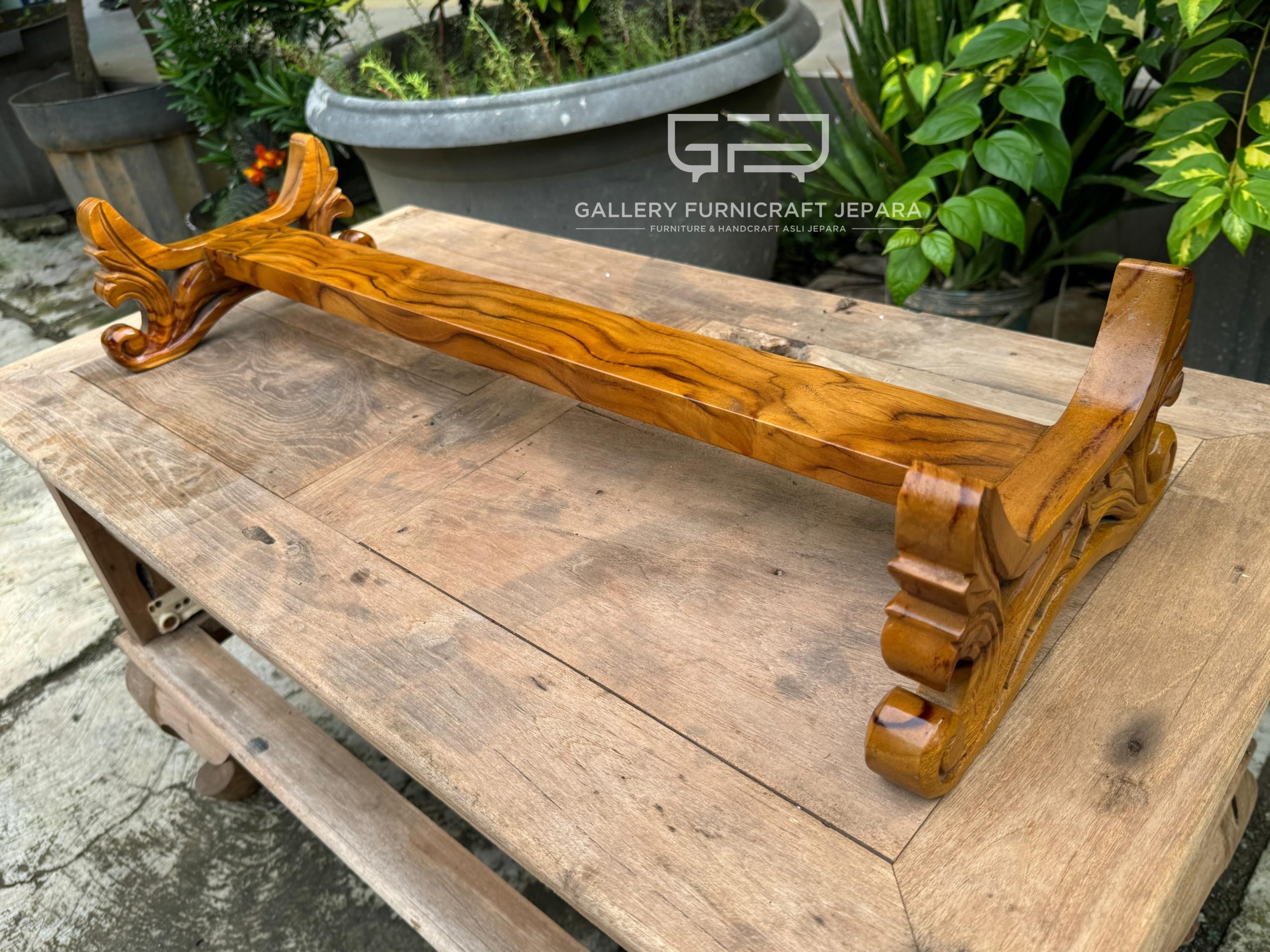 Tempat Buah Perahu Batik Ukir Kayu Jati Solid 100x17x15cm @500 02