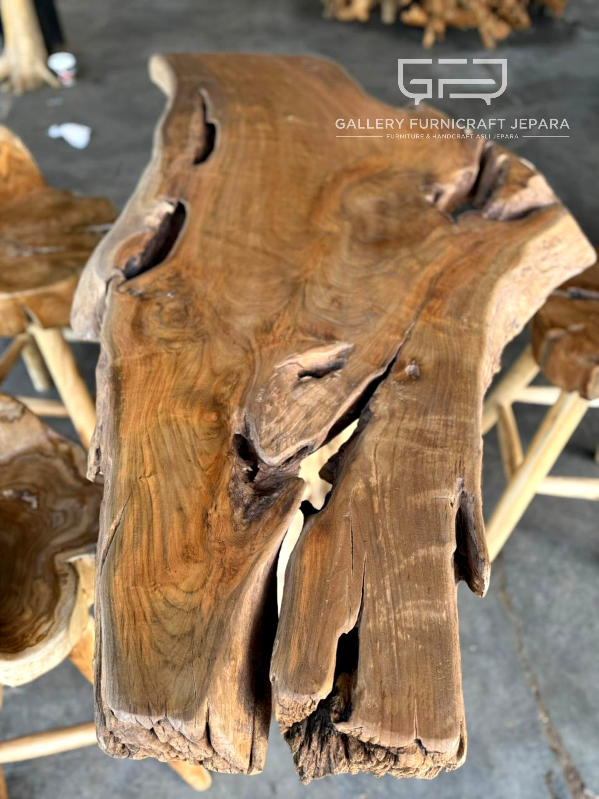 Sett Meja Bar Jati Natural Solid 3 Kursi 160x85x100cm top 7cm @5k 09