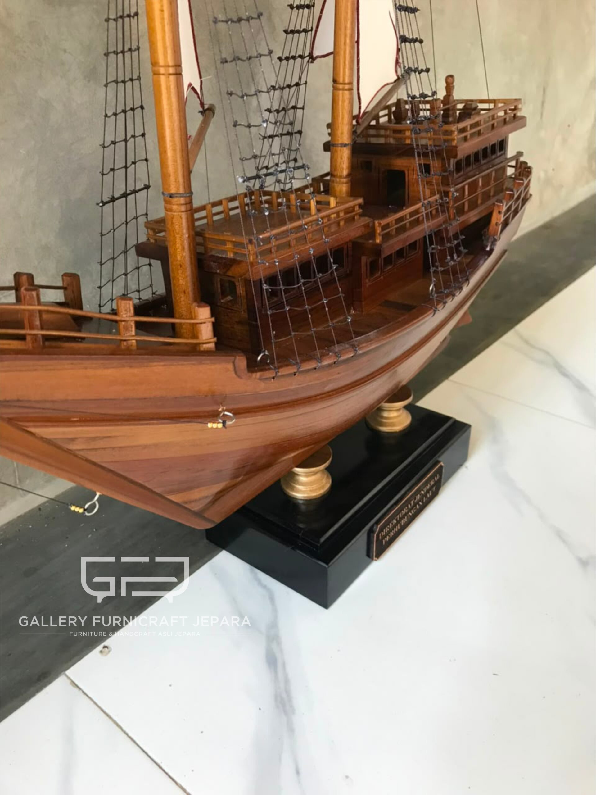Kapal Pinisi Original Kayu Jati 60cm 04