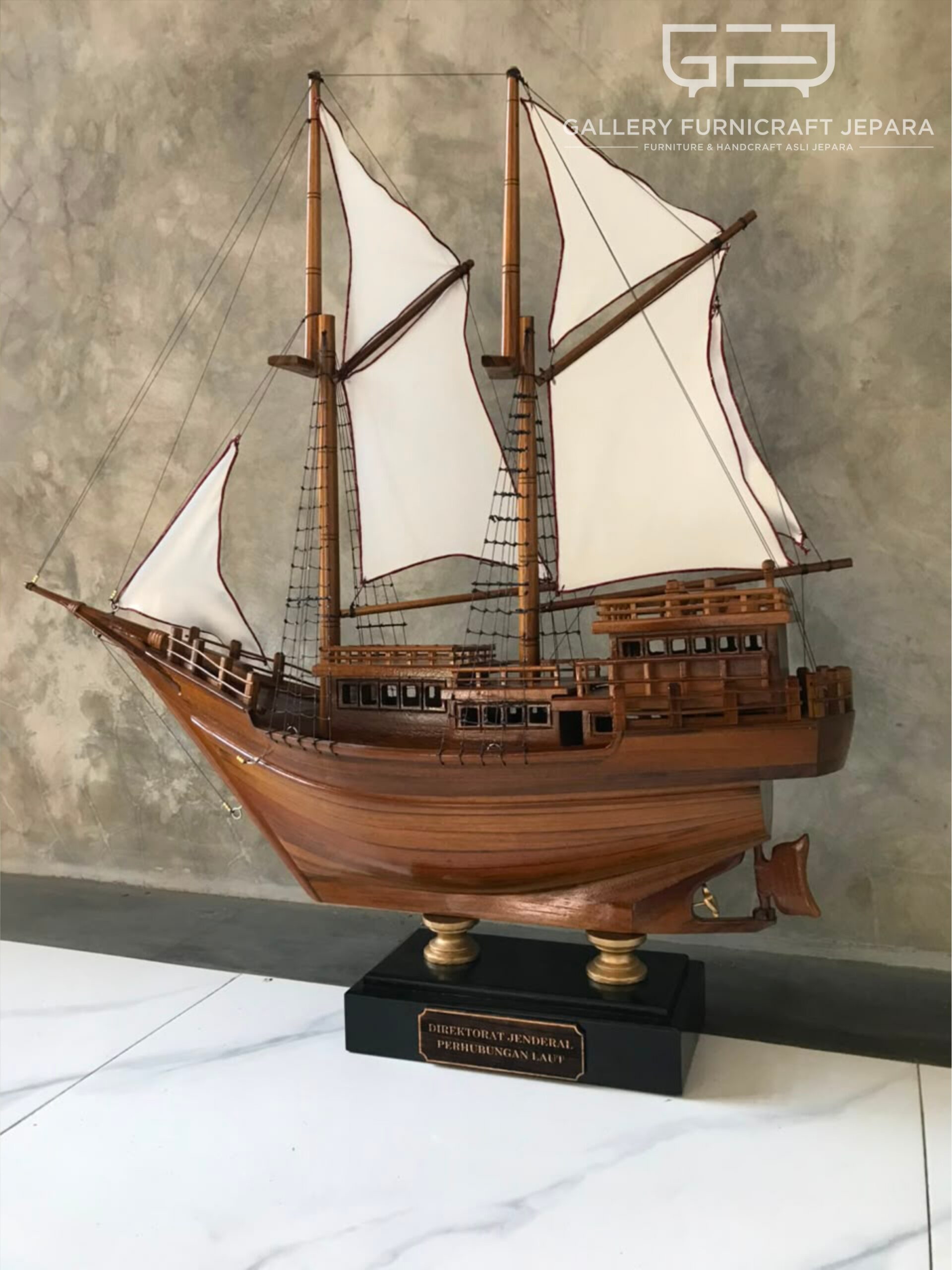 Kapal Pinisi Original Kayu Jati 60cm 05