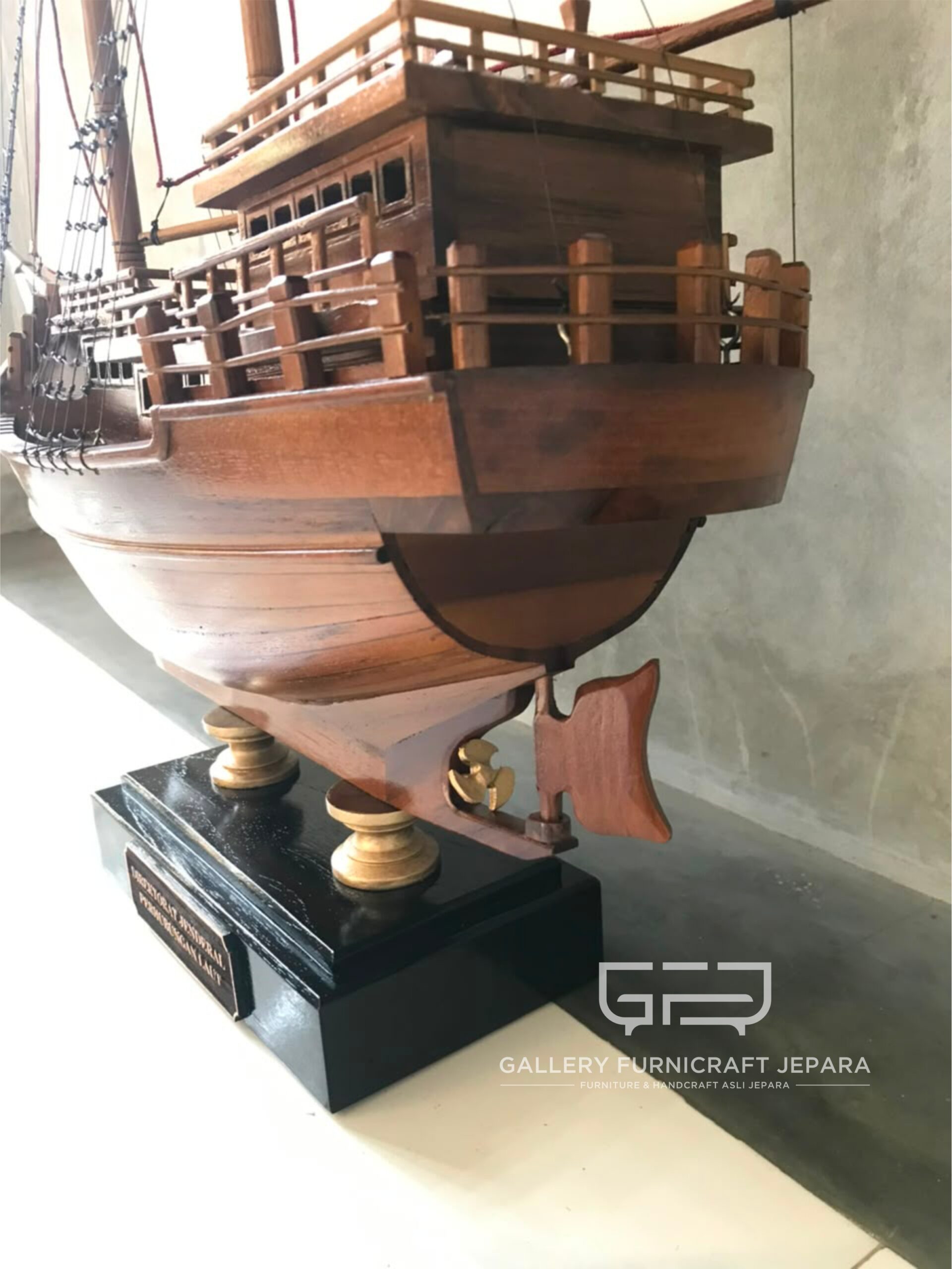 Kapal Pinisi Original Kayu Jati 60cm 08