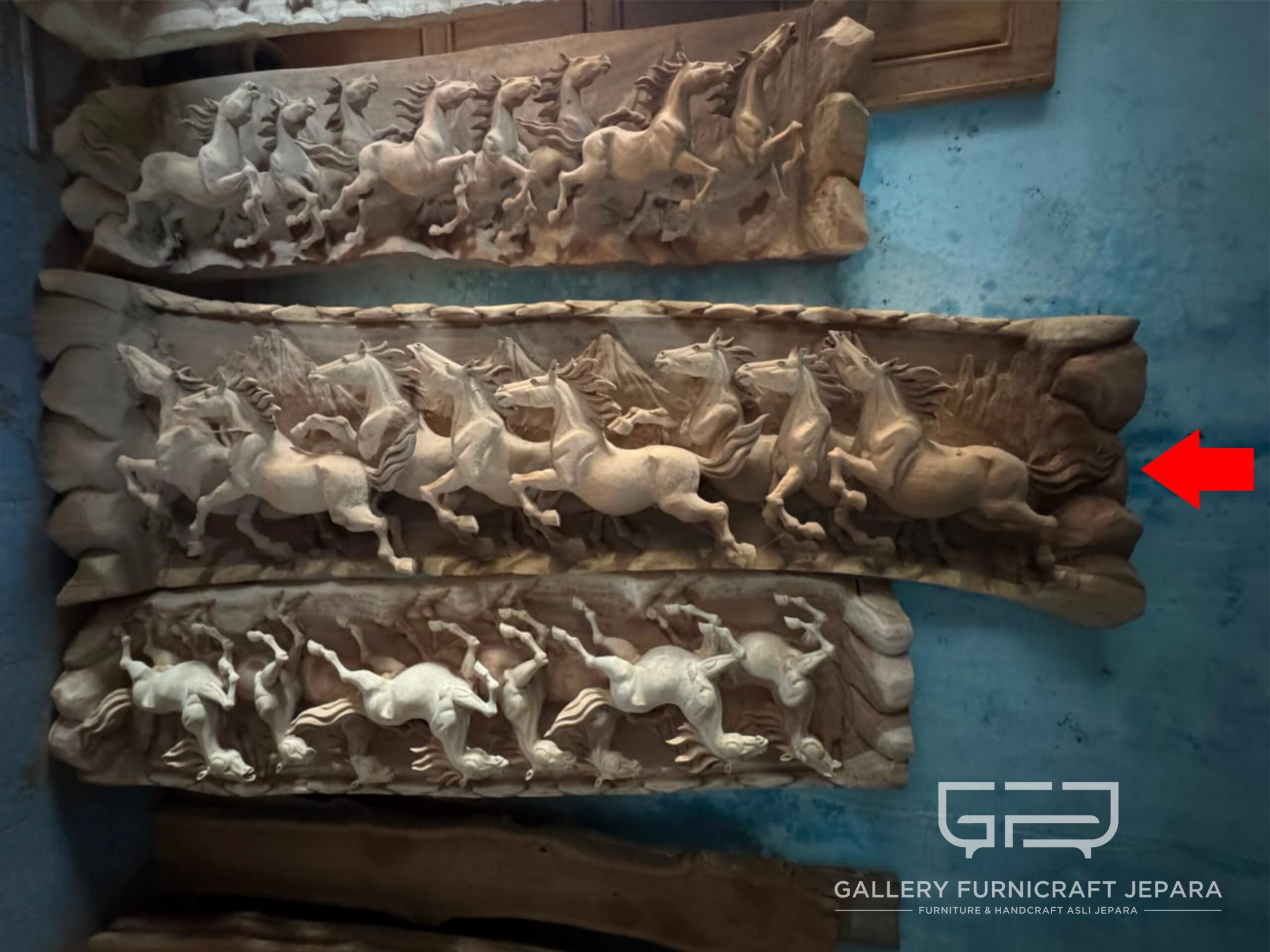 Hiasan Dinding Relief Kuda Lari Suarwood Solid 250x80cm @8000