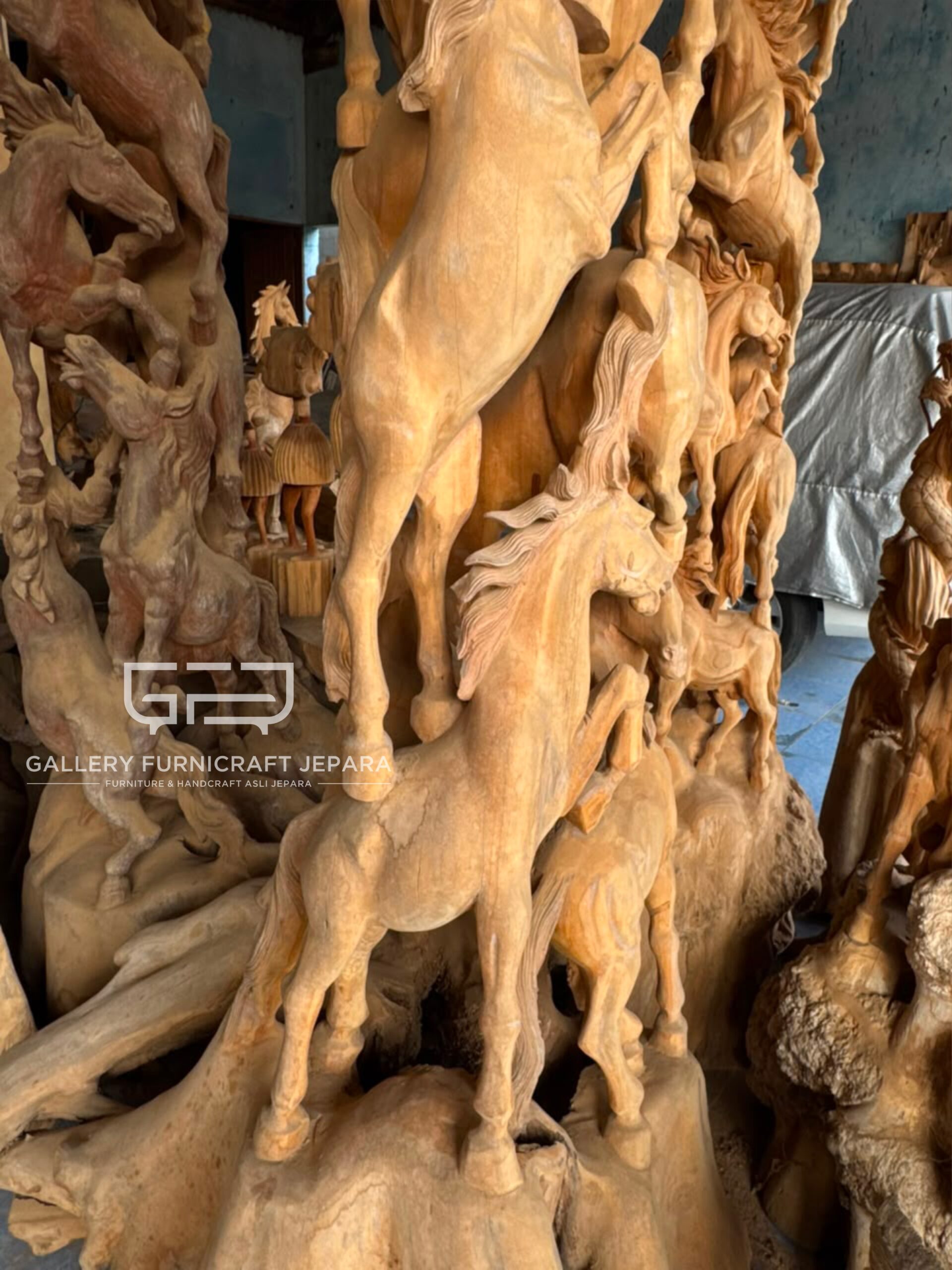 Patung Relief Kuda Tumpuk Kayu Jati Solid 250x120cm @10k 02