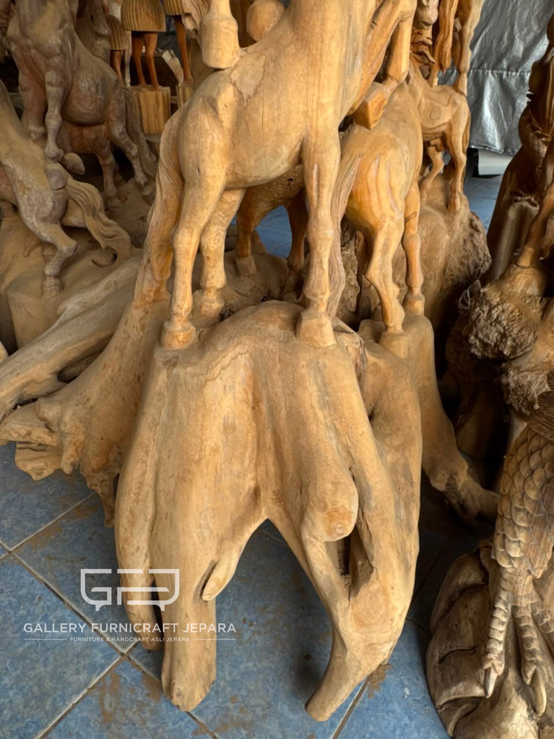 Patung Relief Kuda Tumpuk Kayu Jati Solid 250x120cm @10k 03
