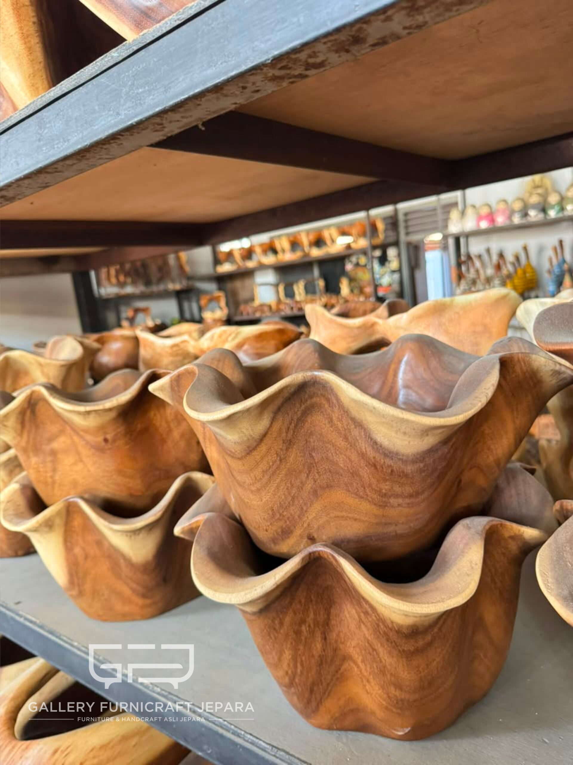 Wooden Bowl Kayu Trembesi 32x16cm Handmade Solid Wood Pajangan Estetik Dekor Jepara @180 02