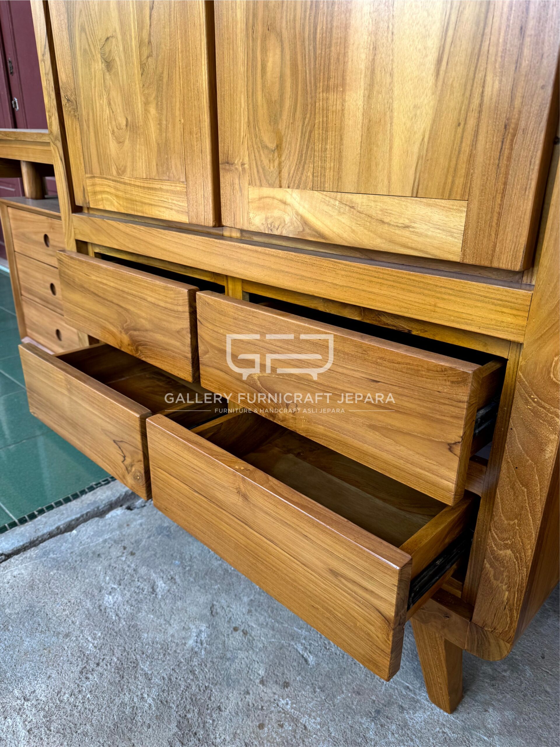 Lemari Pakaian Kayu Jati Asli Jepara 2 Pintu 4 Laci Model Retro Scandinavian Minimalis 100x45x180cm 06